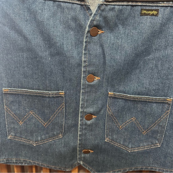 Wrangler No Fault Denim Vtg Blue Vest with Black & Cream Cowhide Shoulder Panels - Picture 3 of 10